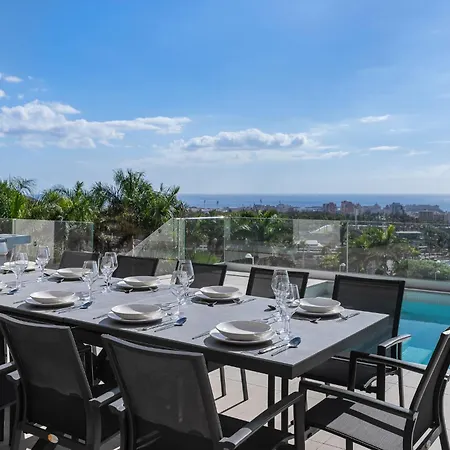 Karat Caldera Holiday home *